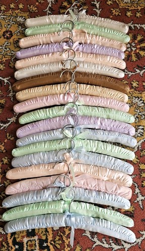 Lot vntg satin - vntg, padded