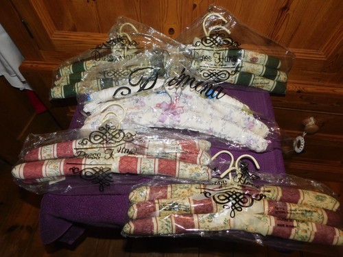 Padded coat hangers bundle job