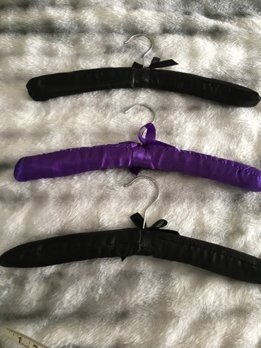 Padded clothes hangers - padded,