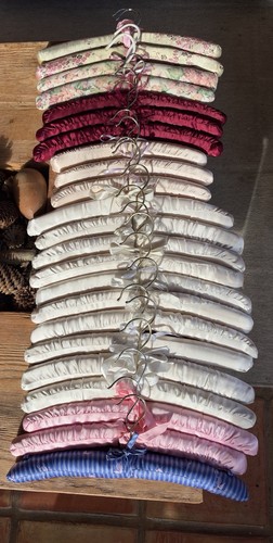 Vintage padded fabric - 23,
