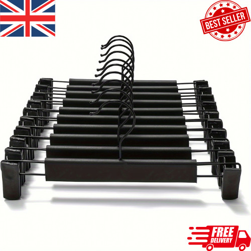 Trouser hangers with - hangers, clips